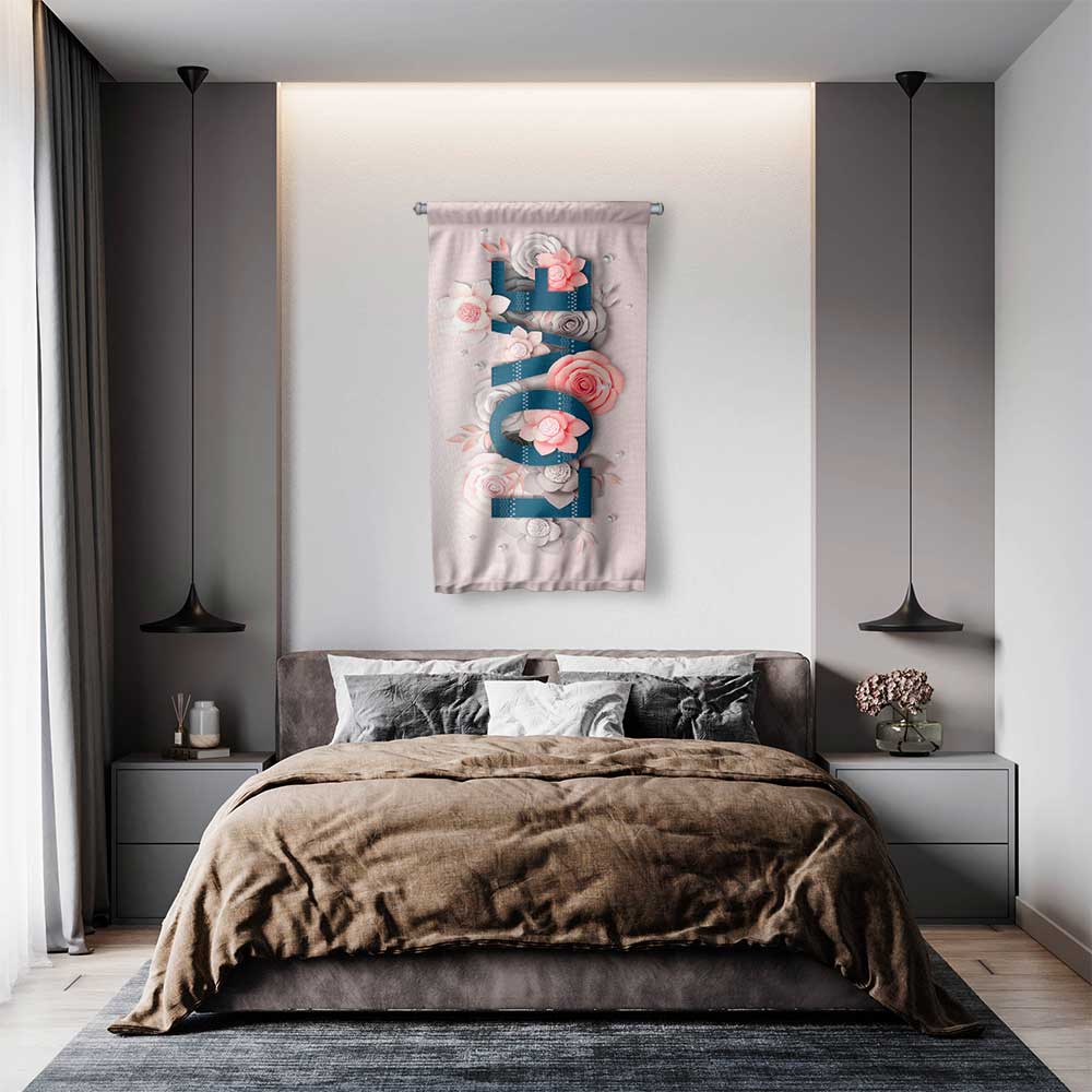 Çiçek Tasarımlı LOVE Yazılı Romantik Duvar Flaması 4547