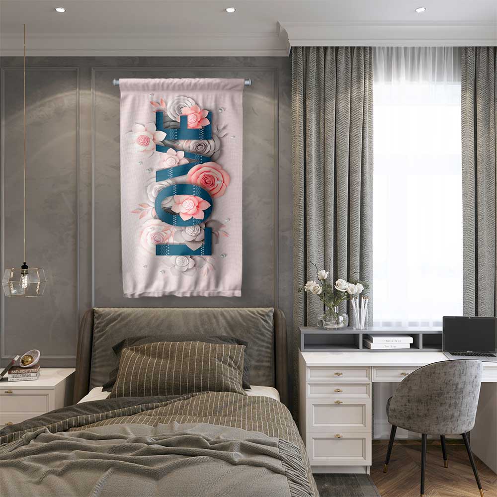 Çiçek Tasarımlı LOVE Yazılı Romantik Duvar Flaması 4547