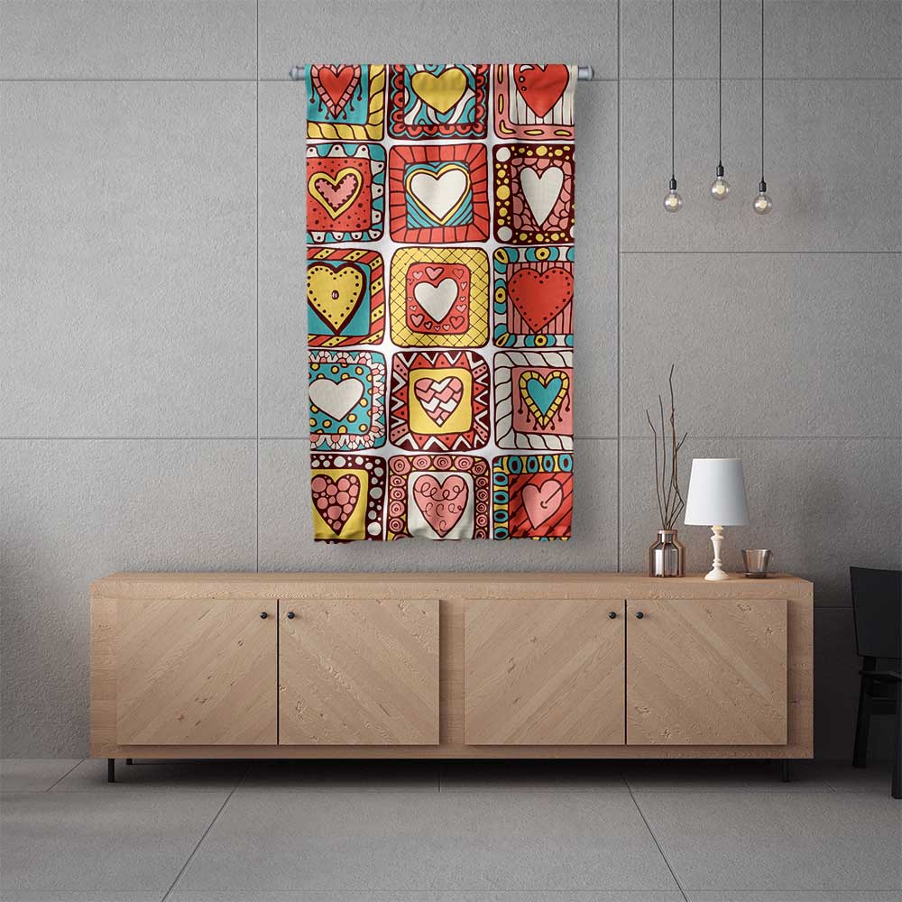 Renkli Kalp Desenli Patchwork Romantik Duvar Flaması 4549