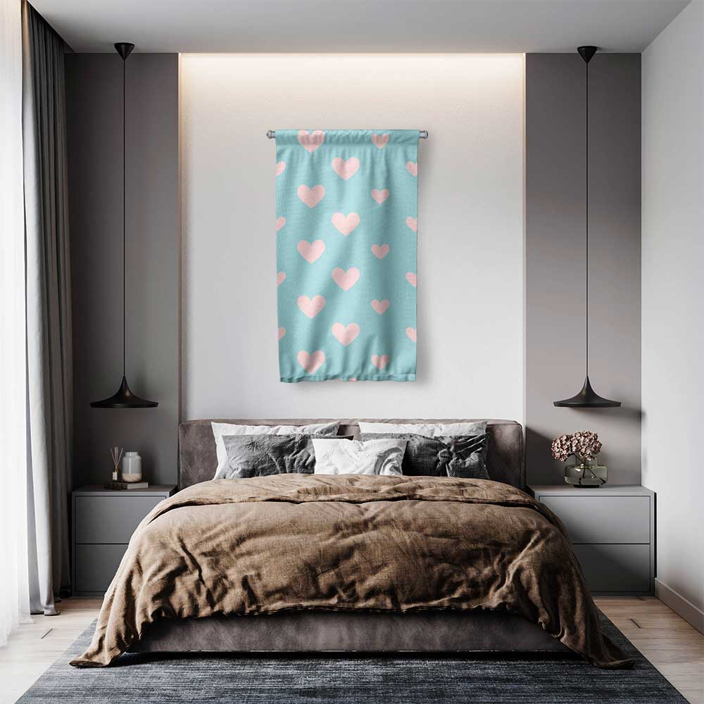 Pastel Kalp Desenli Romantik Duvar Flaması 4562