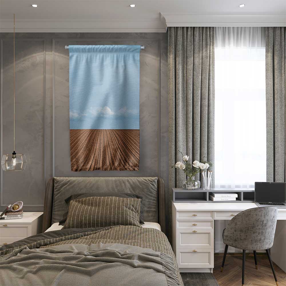 Toprak Tarla ve Mavi Gökyüzü Manzaralı Duvar Flaması 4767