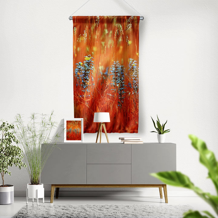 Turuncu Kır Çiçekleri ve Lavanta Detaylı Duvar Flaması 4772