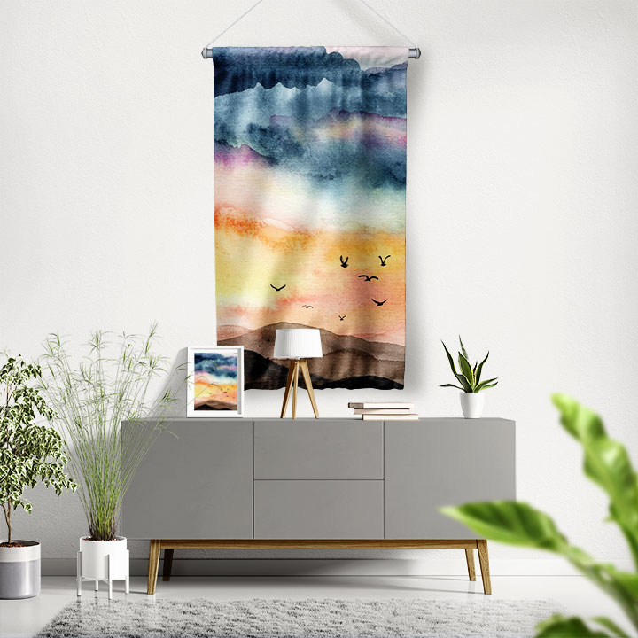 Soyut Gün Batımı ve Kuş Silüetli Duvar Flaması 4775