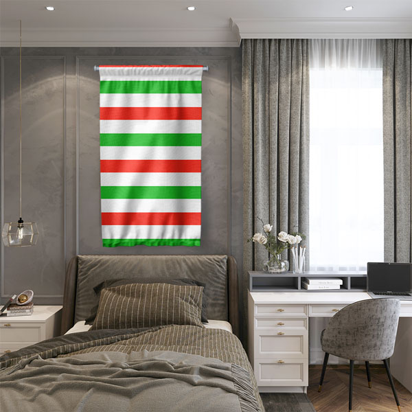 Kırmızı Yeşil Çizgili Minimal Desen Duvar Flaması 5197