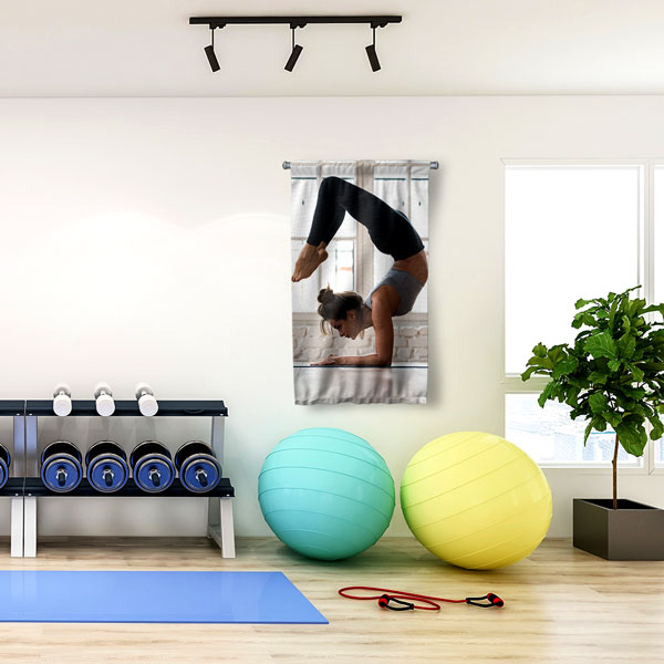 Yoga Denge Pozu Duvar Flaması 5887