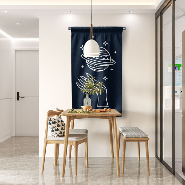 duvar-flamasi-6298-03 Minimal Gezegen ve El Figürlü Duvar Flaması 6298