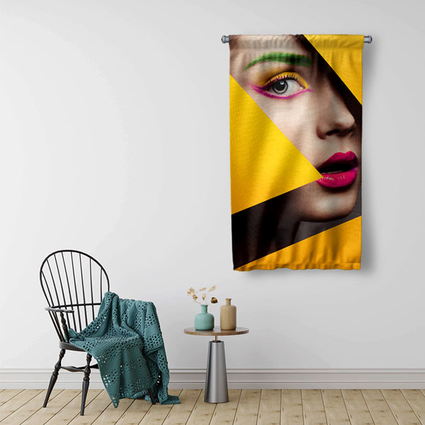 Sarı Siyah Geometrik Kadın Portre Tasarımlı Kuaför Duvar Flaması Kumaş Baskı 5767