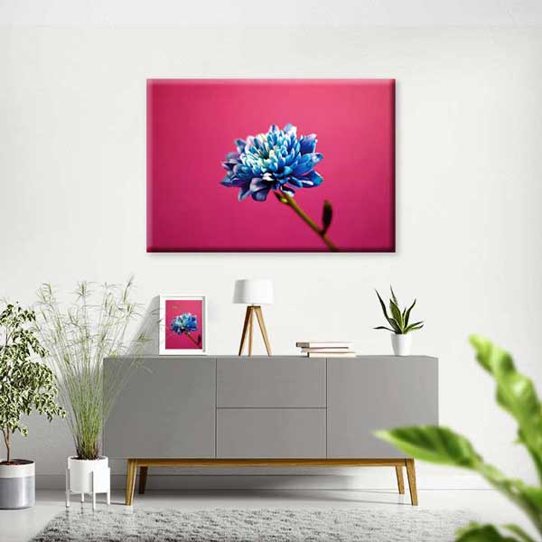Pembe Zemin Üzerinde Mavi Çiçek Temalı Kanvas Tablo 5208