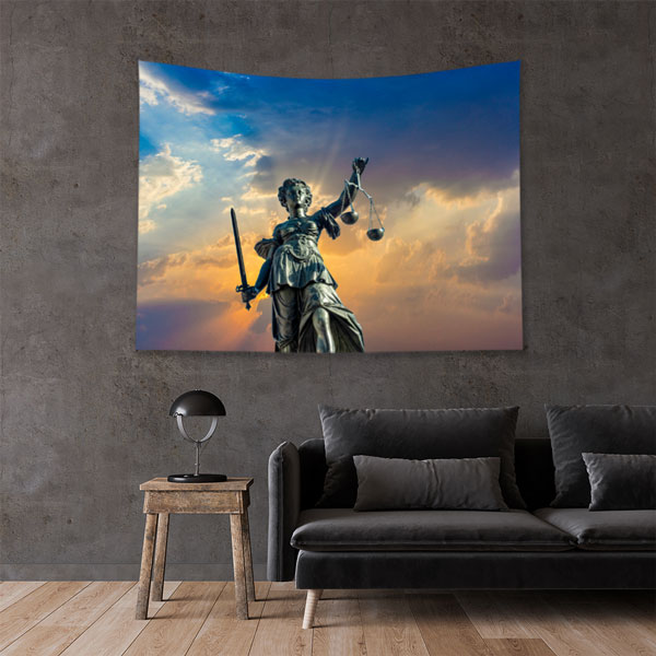 Adalet Heykeli Temalı Duvar Örtüsü – Hukuk Büroları için Kumaş Baskı 5296