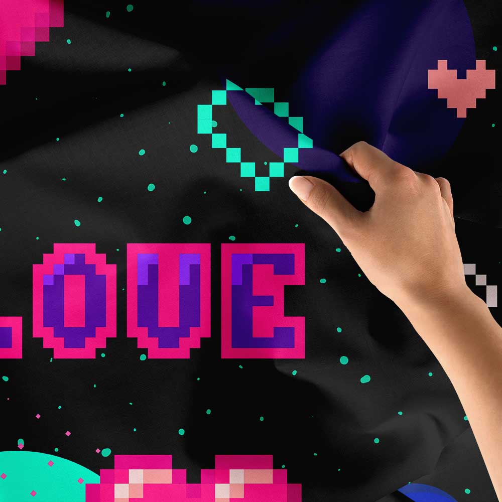 Retro Pixel Kalp Tasarımlı LOVE Temalı Duvar Örtüsü 4539