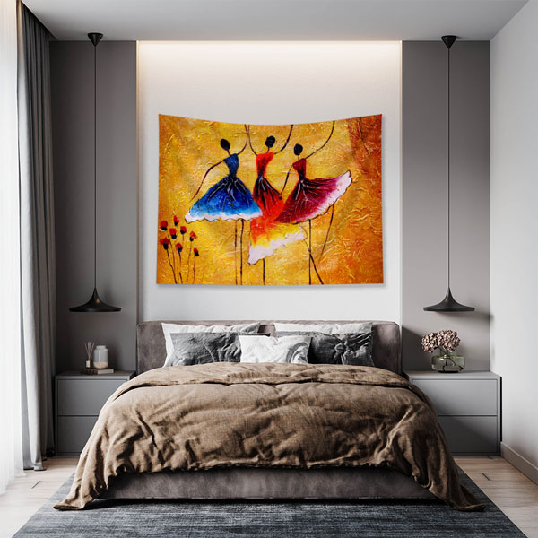 Altın Zeminde Üç Dansçı Figürü Temalı Sanatsal Duvar Örtüsü 5082