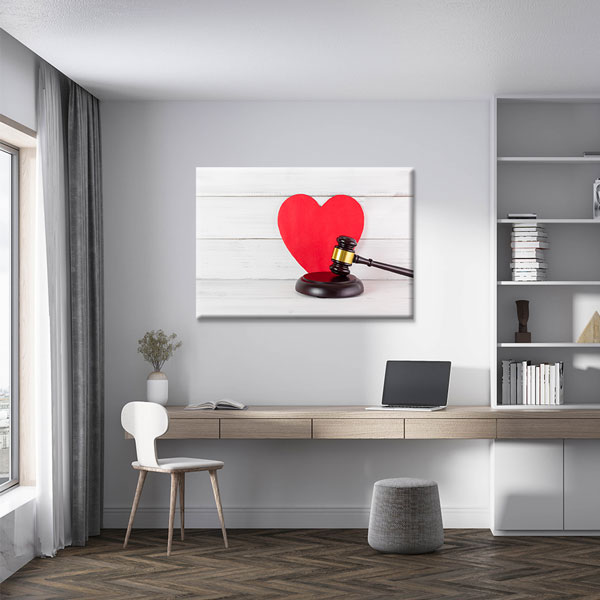 Kalp ve Hakim Tokmağı Temalı Hukuk Kanvas Tablo – 5254