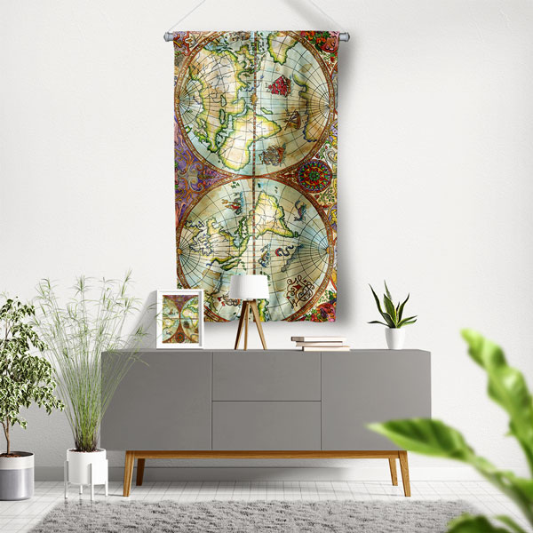 Antik Kartografya Stilinde Çift Küre Dünya Haritası Duvar Flaması 5155
