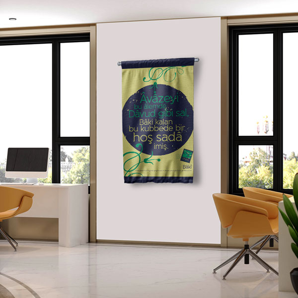 Bakî Şiirli Duvar Flaması - "Hoş Sadâ" Temalı Edebi Baskı 8023