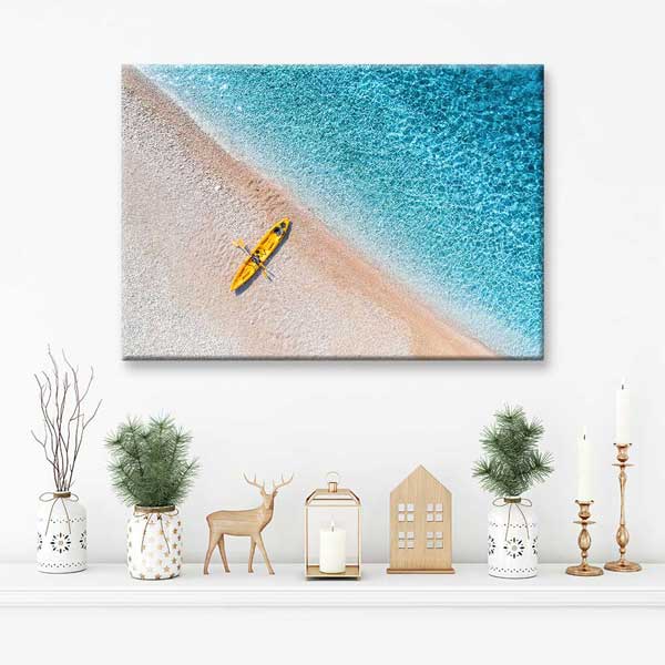 Turkuaz Sahilde Sarı Kano Üstten Görünüm Deniz Temalı Duvar Tablosu 4571