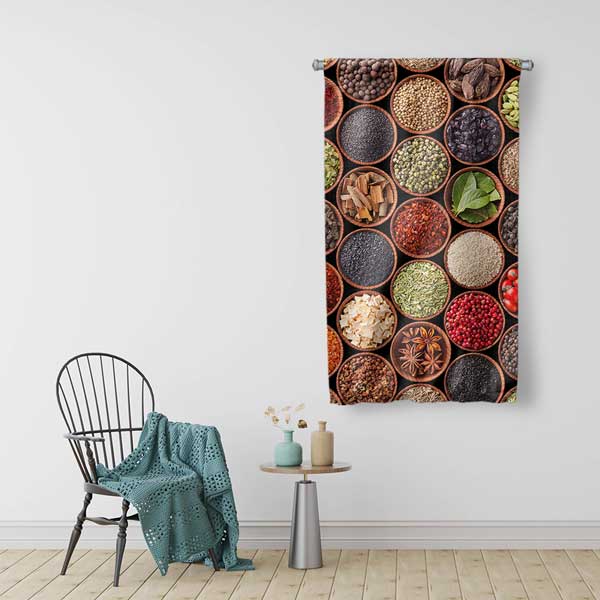 Renkli Baharat Kaseleri Desenli Duvar Flaması 12600