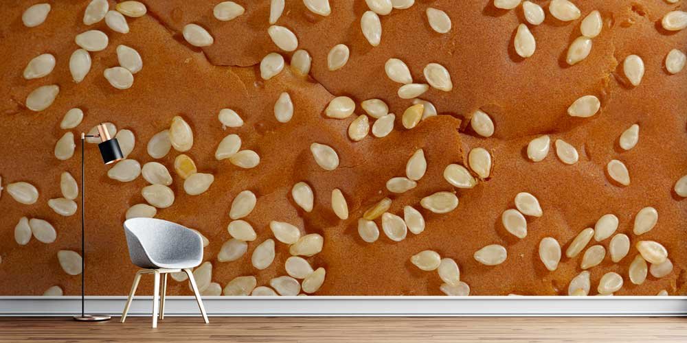food-wallpaper-art-decor-12326-00 Susam Taneleriyle Süslenmiş Kahverengi Ekmek Dokulu Duvar Kağıdı 12326