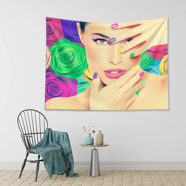 guzellik-salon-dekor-5726-02 Renkli Makyaj ve Tırnak Sanatı Kadın Portreli Duvar Örtüsü 5726