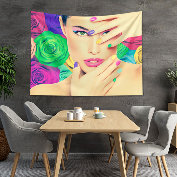 guzellik-salon-dekor-5726-03 Renkli Makyaj ve Tırnak Sanatı Kadın Portreli Duvar Örtüsü 5726
