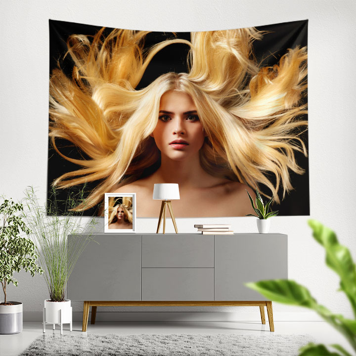 Sarı Saçlı Kadın Portreli Kuaför Duvar Örtüsü 5723