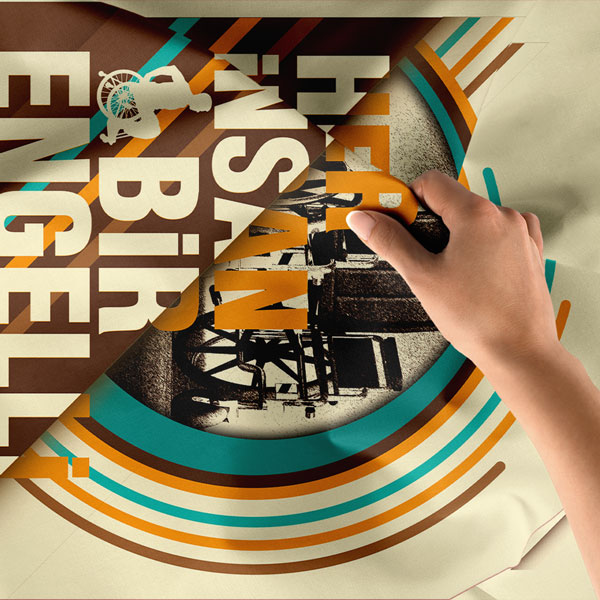 Her İnsan Bir Engelli Adayıdır Duvar Örtüsü 8503