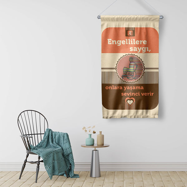 Engelliye Yaşam Sevinci Duvar Flaması 8190