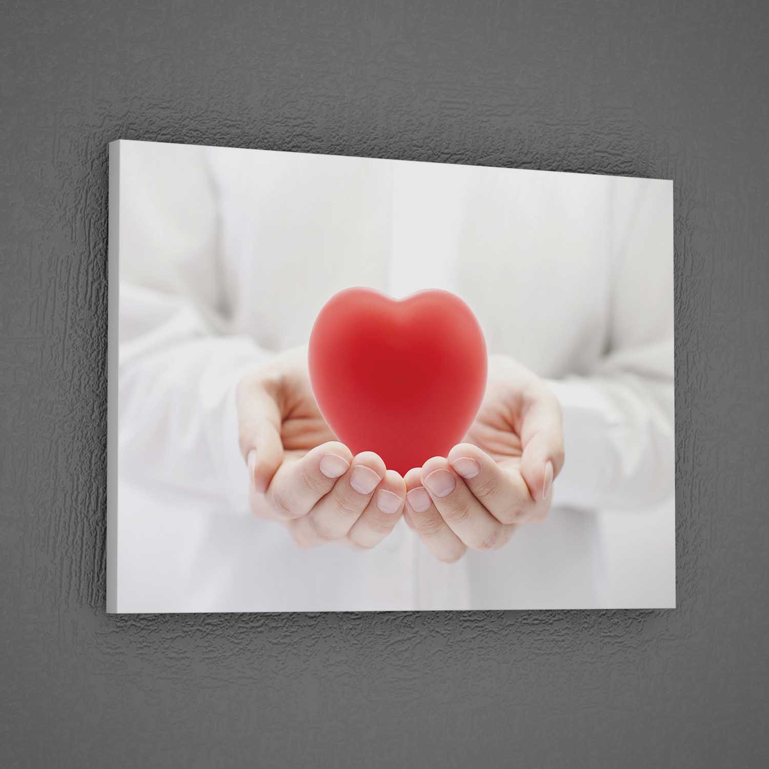 Ellerde Kırmızı Kalp Sağlığı Temalı Duvar Tablosu – 1770