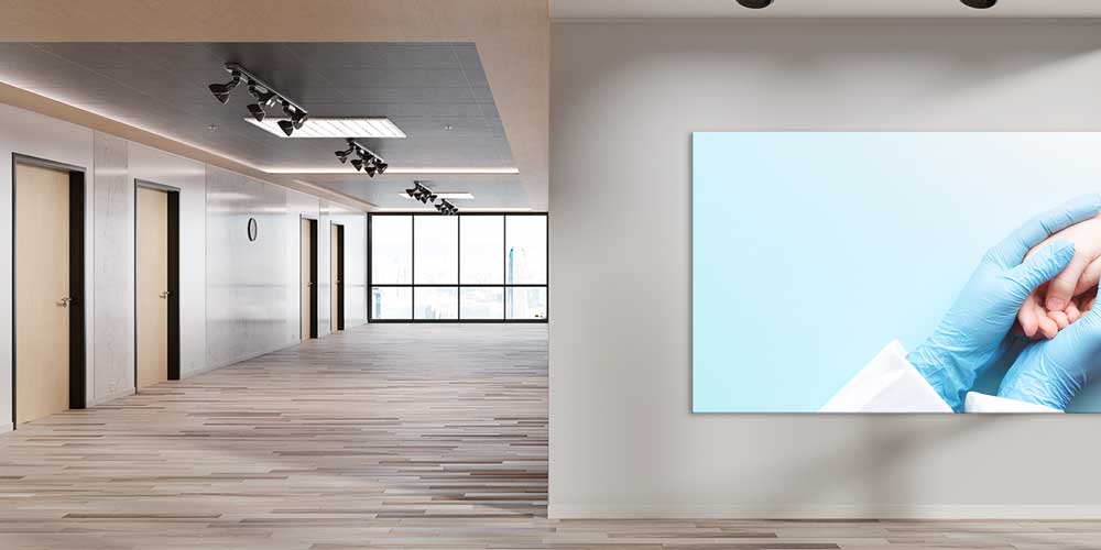 Doktor ve Çocuk Güven Temalı Hastane Dekor Posteri  12673