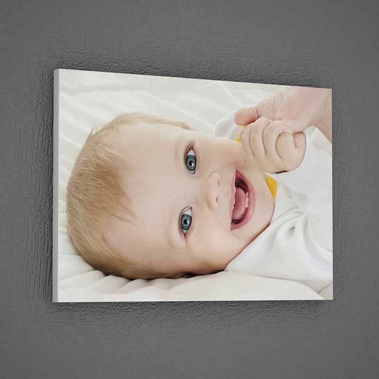 Neşeli Bebek Yüzü Temalı Duvar Tablosu – 1898
