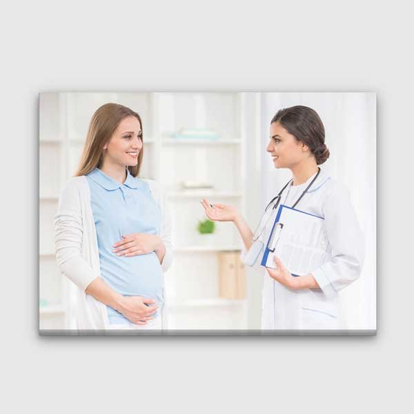 Hamile Kadın ve Doktor İletişimi Temalı Duvar Tablosu – 1903