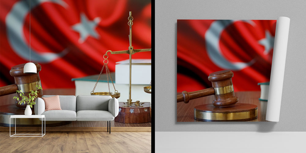 Türk Bayraklı Hakim Tokmağı ve Adalet Terazisi Duvar Kağıdı – Hukuk Büroları için Tasarım 5287