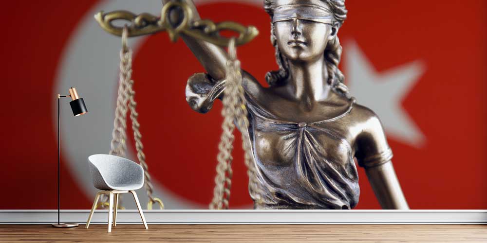 Türk Bayraklı Adalet Heykeli Hukuk Duvar Kağıdı – Hukuk Büroları için Tasarım 5285