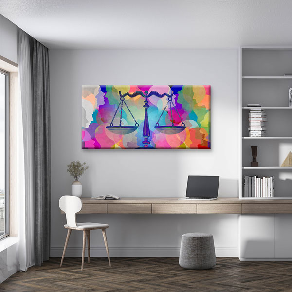 hukuk-ofis-tablo-5272-03 Renkli Siluetler Üzerinde Adalet Terazisi Kanvas Tablo – 5272
