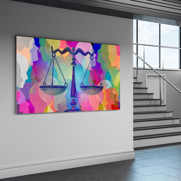 hukuk-ofis-tablo-5272-08 Renkli Siluetler Üzerinde Adalet Terazisi Kanvas Tablo – 5272