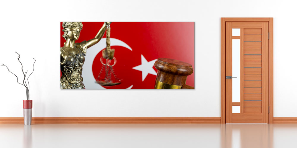 Türk Bayraklı Lady Justice Temalı Büyük Ebat Duvar Dekoru 7874