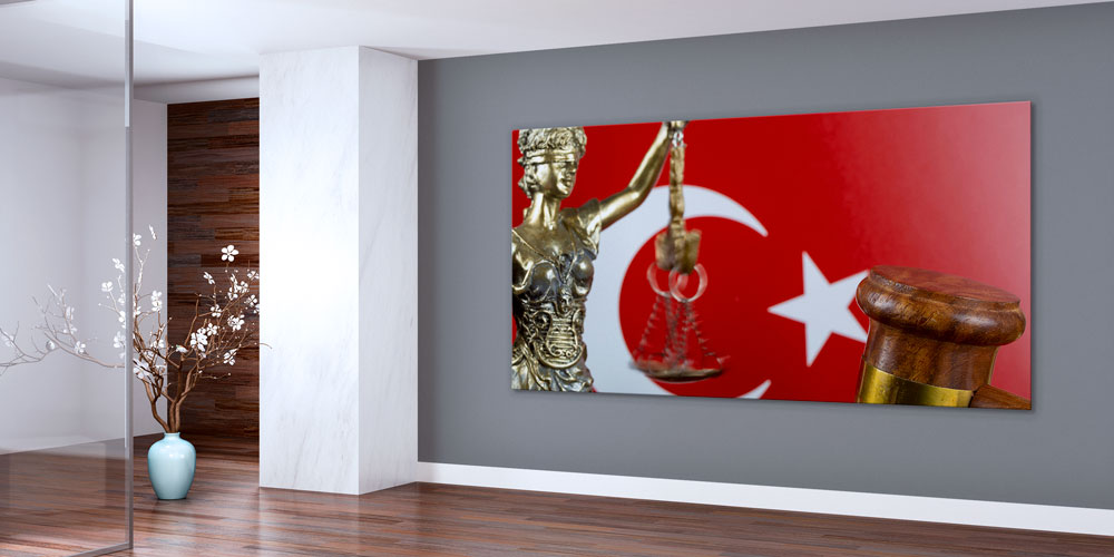 Türk Bayraklı Lady Justice Temalı Büyük Ebat Duvar Dekoru 7874
