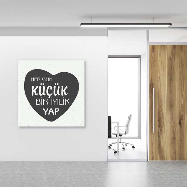ilham-verici-posterler-4098-01 "Her Gün Küçük Bir İyilik Yap" Kalp Motifli Motivasyon Posteri – 4098