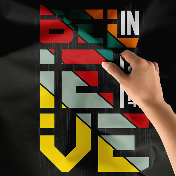 Motivasyon Duvar Örtüsü - Believe in Yourself 7605