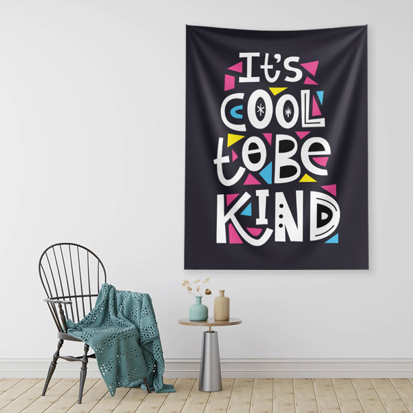 Motivasyon Duvar Örtüsü - It’s Cool to Be Kind 7625