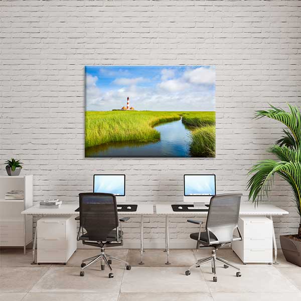 Fener Kulesi ve Yeşil Çayırlar Doğa Manzarası Kanvas Tablo 13470