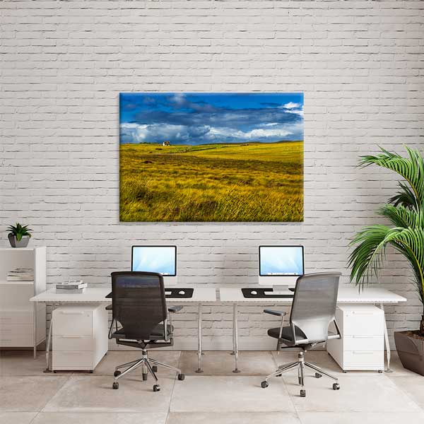 Geniş Sarı Çayır ve Kır Evi Manzarası Kanvas Tablo 13496