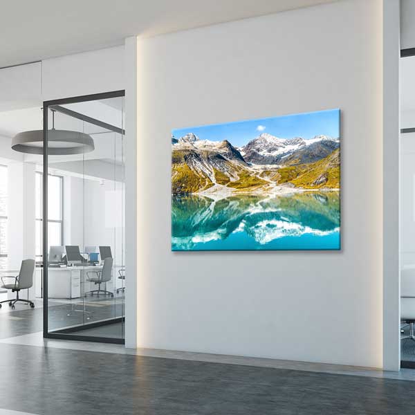 Turkuaz Dağ Gölü ve Karlı Zirveler Manzarası Kanvas Tablo 13600