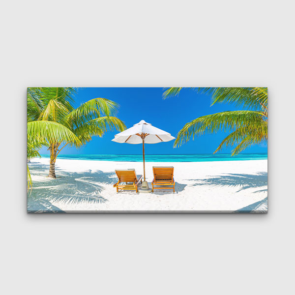 Beyaz Kumplaj ve Şezlonglar Tropik Sahil Manzara Kanvas Tablo – 13664