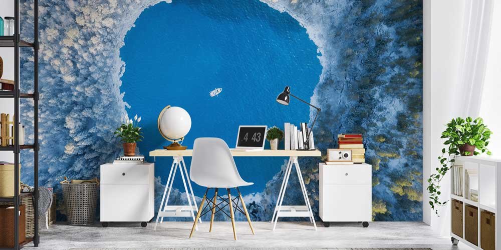 Havadan Çekim Donmuş Göl ve Tekne Manzaralı Duvar Kağıdı 13110