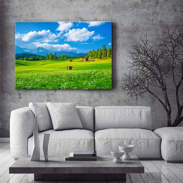 interior-wall-design-13374-01 Yeşil Çayırlar ve Dağ Evleri Manzara Kanvas Tablo 13374