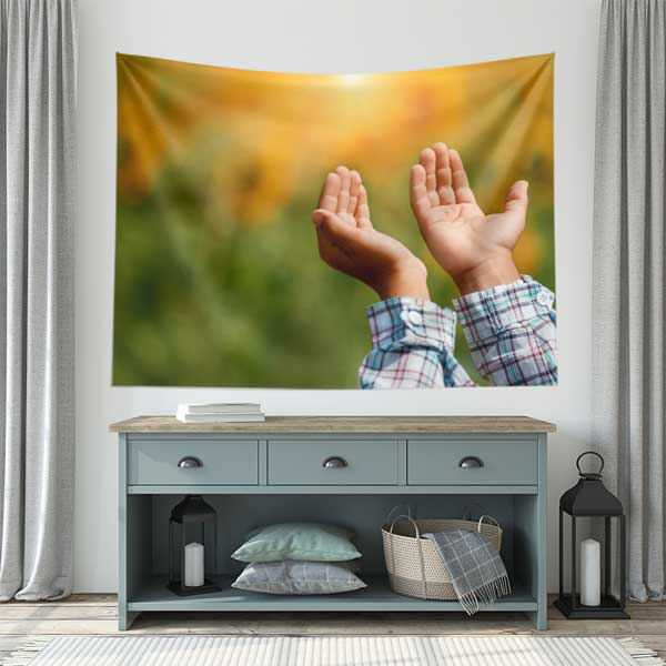 Dua Eden Çocuk Duvar Örtüsü 10534