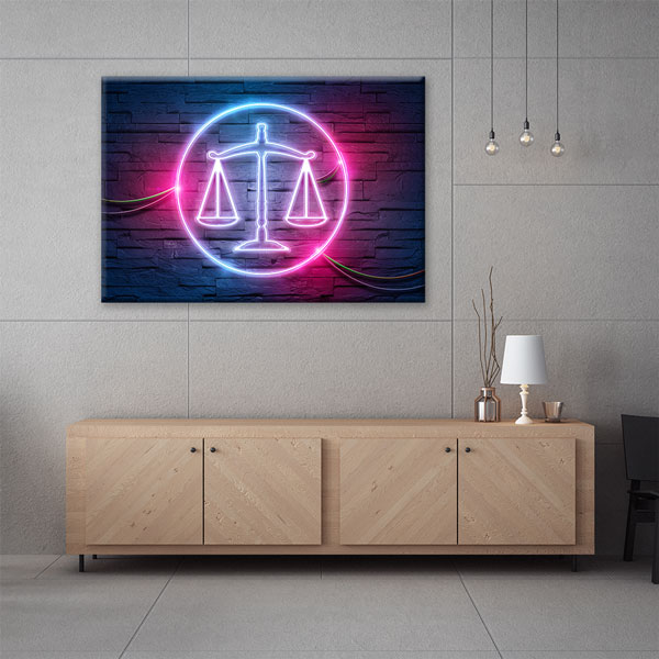 Neon Işıklı Adalet Terazisi Temalı Kanvas Tablo – 5257