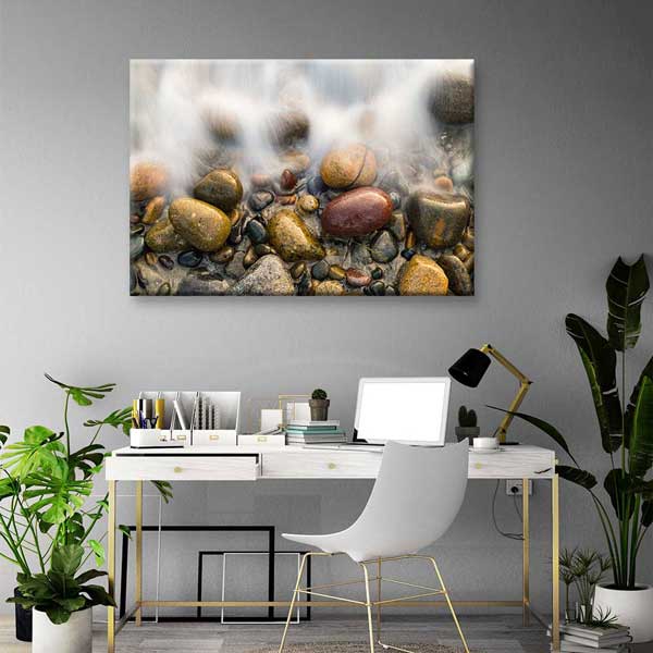 Dalgalar Arasında Renkli Çakıl Taşları Deniz Temalı Duvar Tablosu 4573