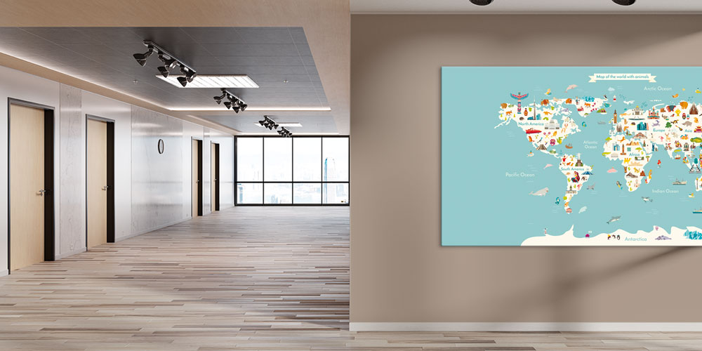 Sevimli Hayvanlar ve Dünya Haritası Duvar Dekoru 7377