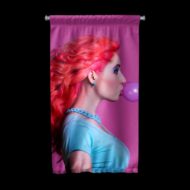 Pembe Saçlı Kadın Temalı Kuaför Duvar Flaması Kumaş Baskı 5754